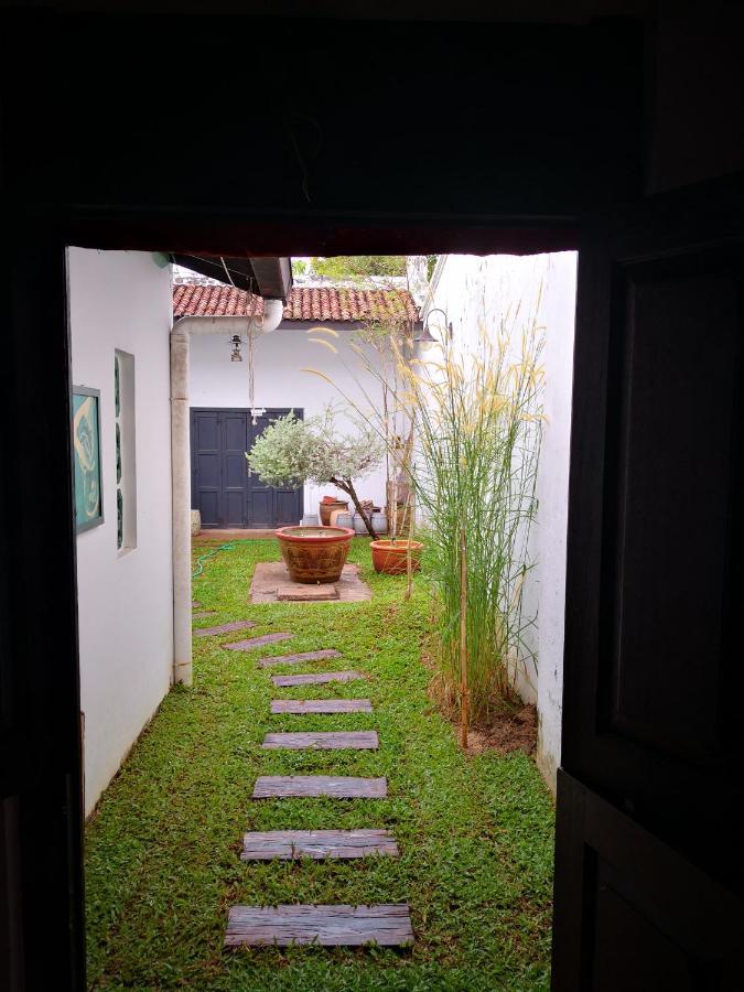 Colin'S Place Malacca ภายนอก รูปภาพ